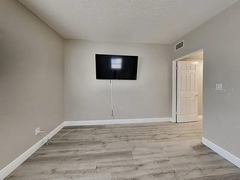 LAWSONA PARK - Residential Income