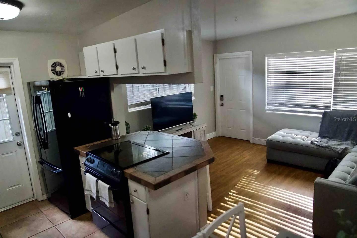 LAWSONA PARK - Residential Income