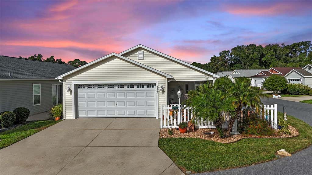 Photo of 5600 Mccray Avenue, The Villages, FL 32163 (MLS # G5113401)