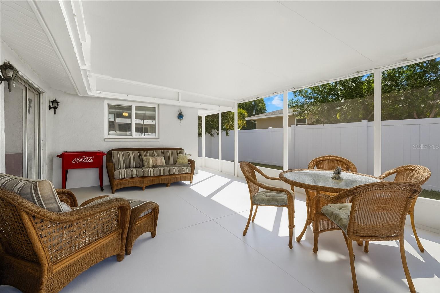 SOUTH VENICE - Residential