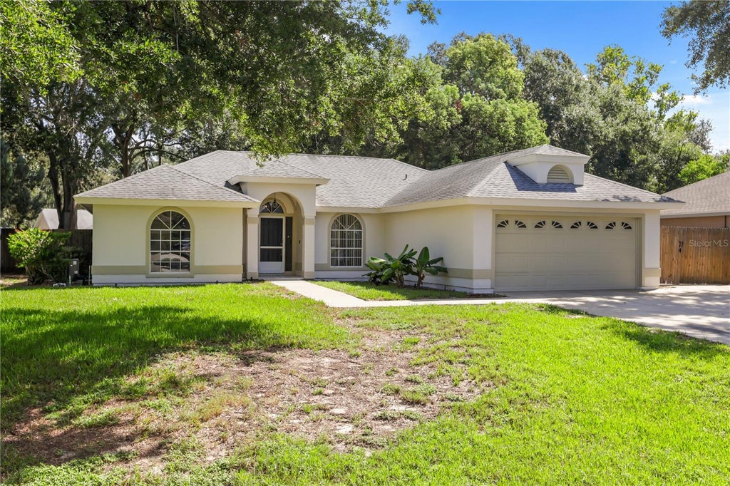 Photo of 2635 Lake Landing Boulevard, Eustis, FL 32726 (MLS # O6418441)