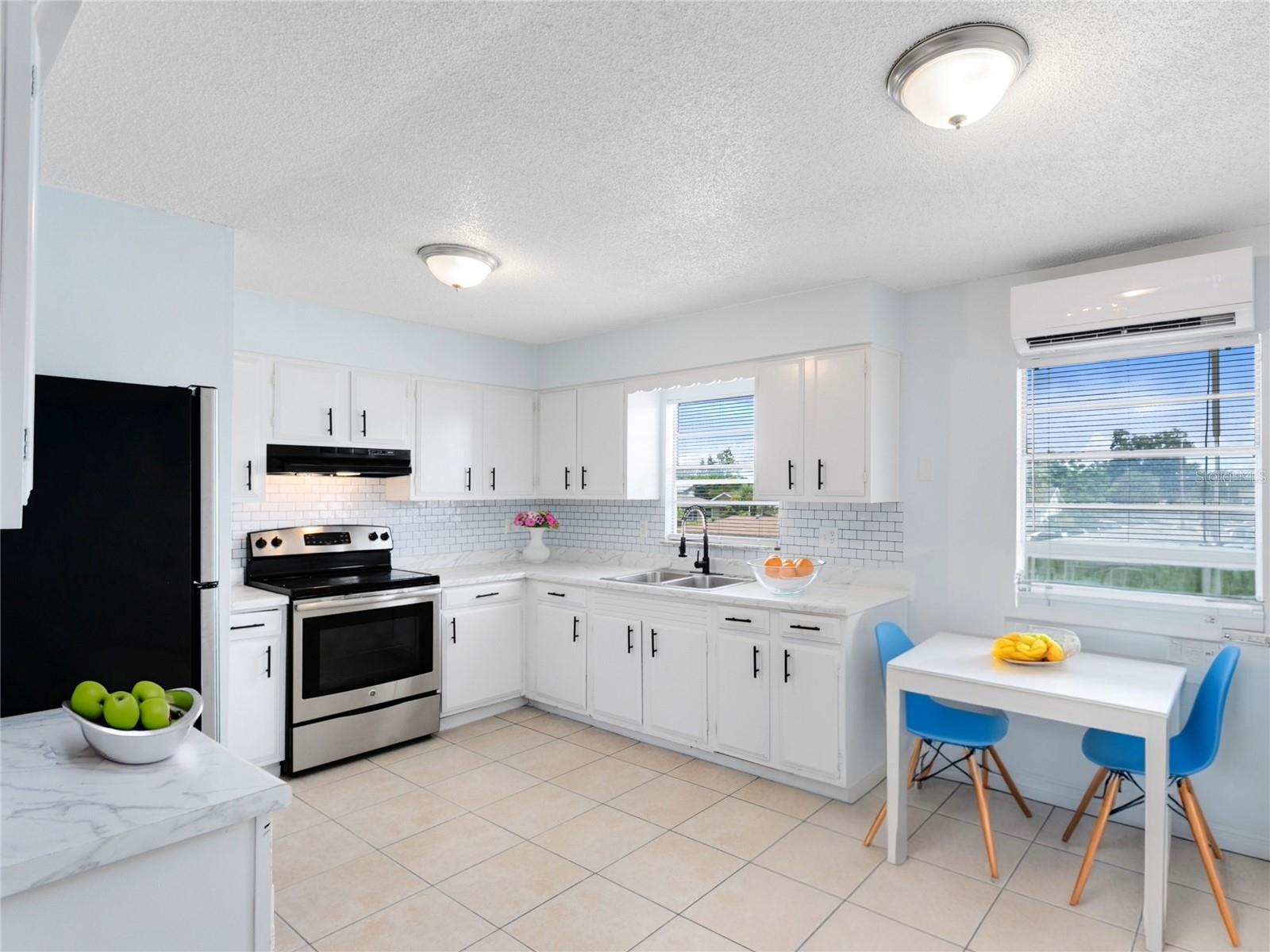 HACKLES ADD - Residential Lease