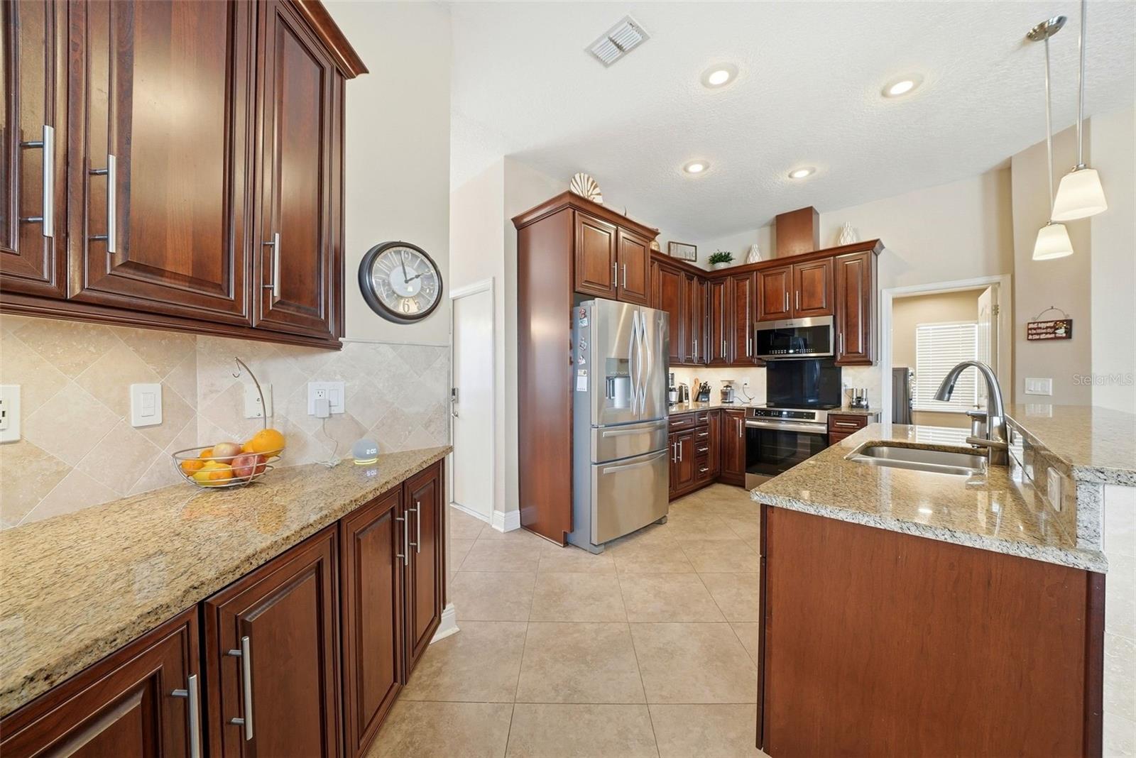 WILLOW BEND - Residential