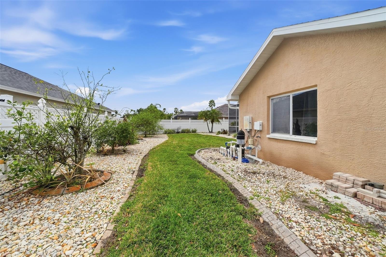 WILLOW BEND - Residential