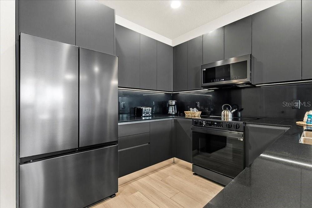 TRANQUILITY TWNHMS - Residential Lease