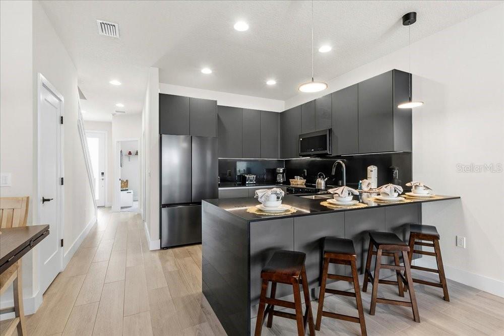 TRANQUILITY TWNHMS - Residential Lease