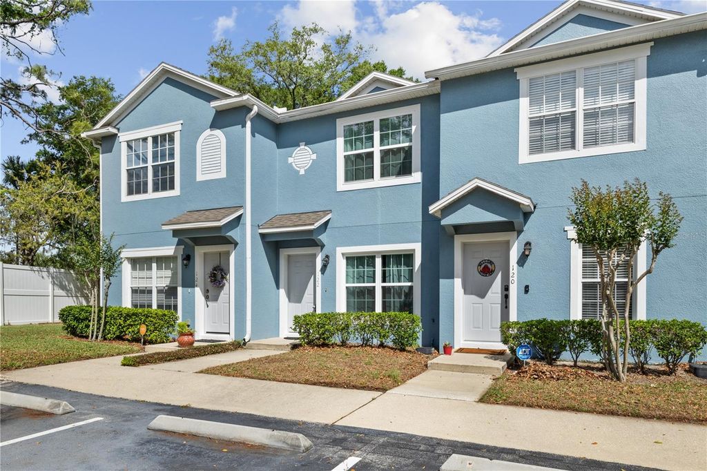 Photo of 122 Wilton Circle, Sanford, FL 32773 (MLS # O6390135)