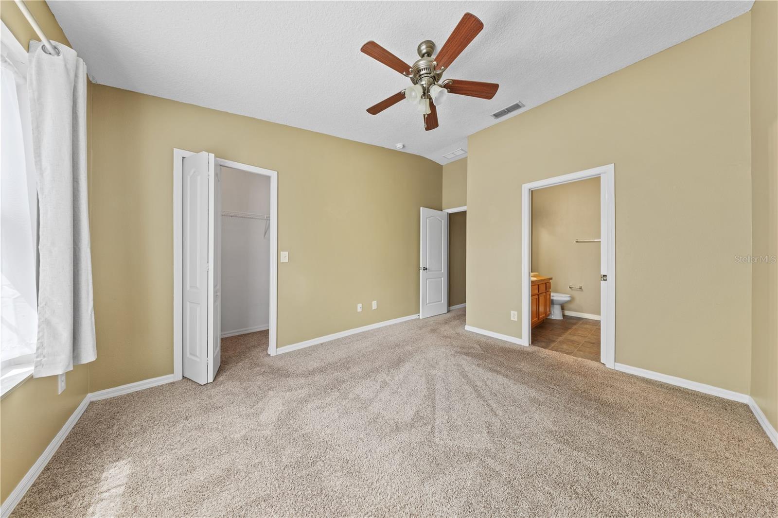 PLACID LAKE TOWNHOMES - Residential