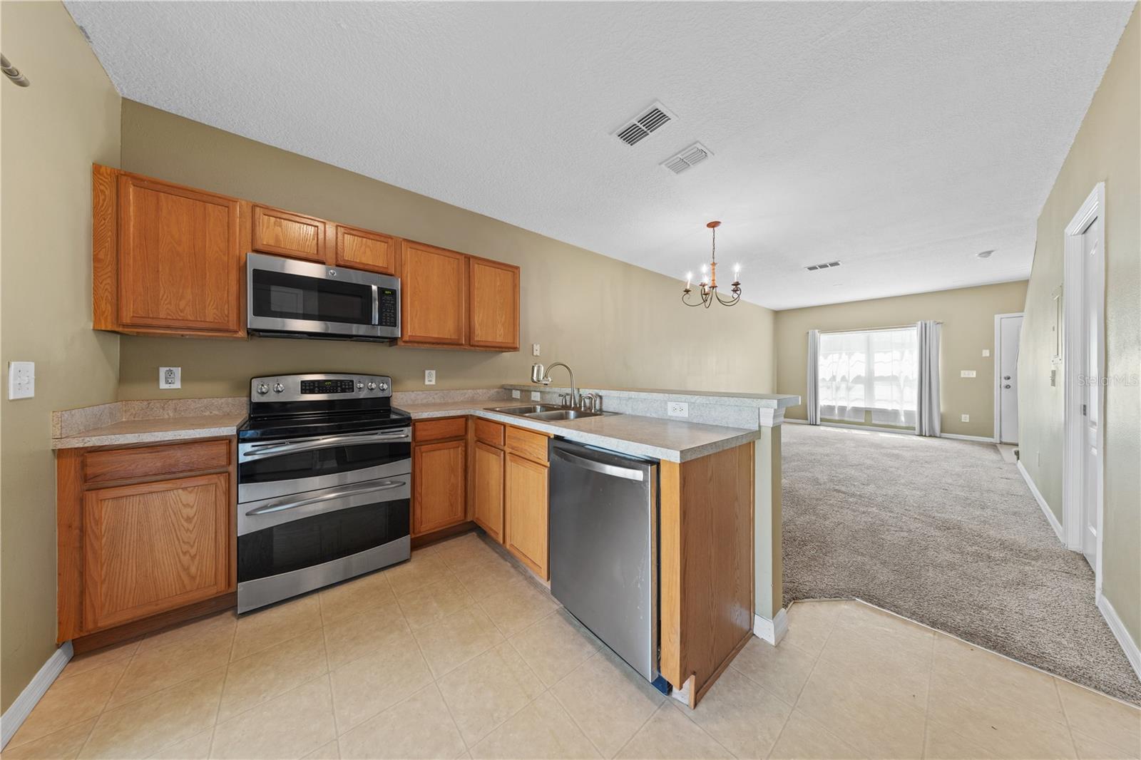 PLACID LAKE TOWNHOMES - Residential