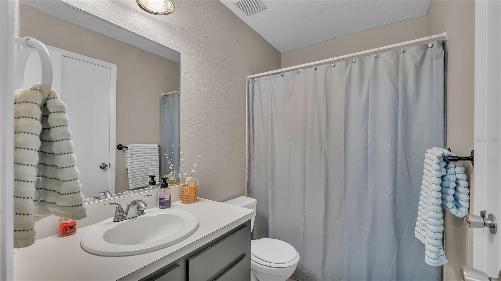 OAKWOOD - Residential