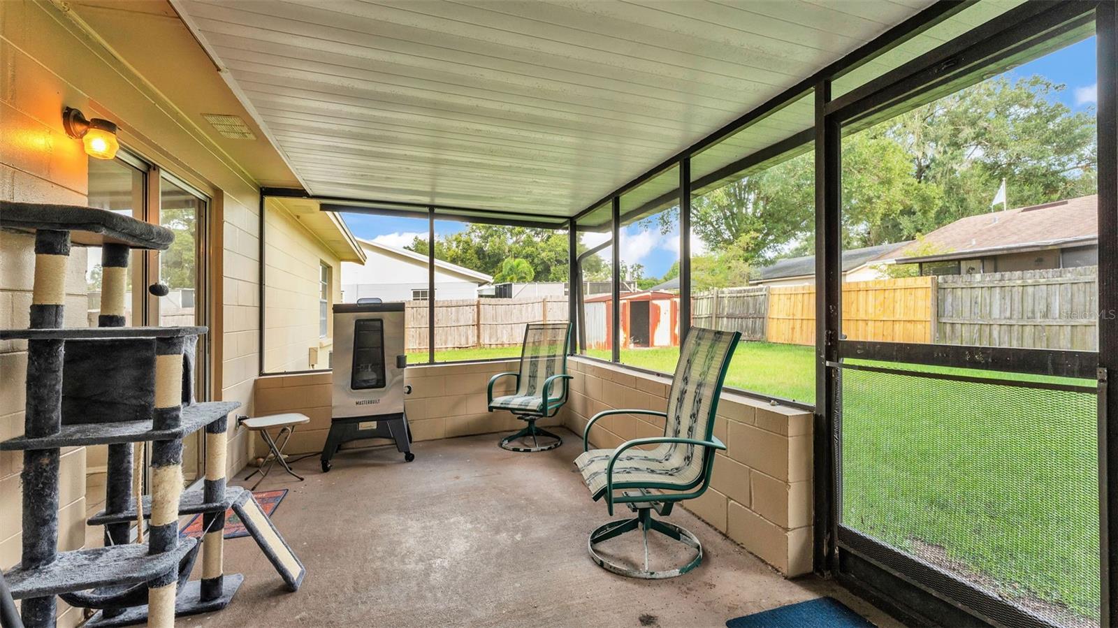 OAKWOOD - Residential