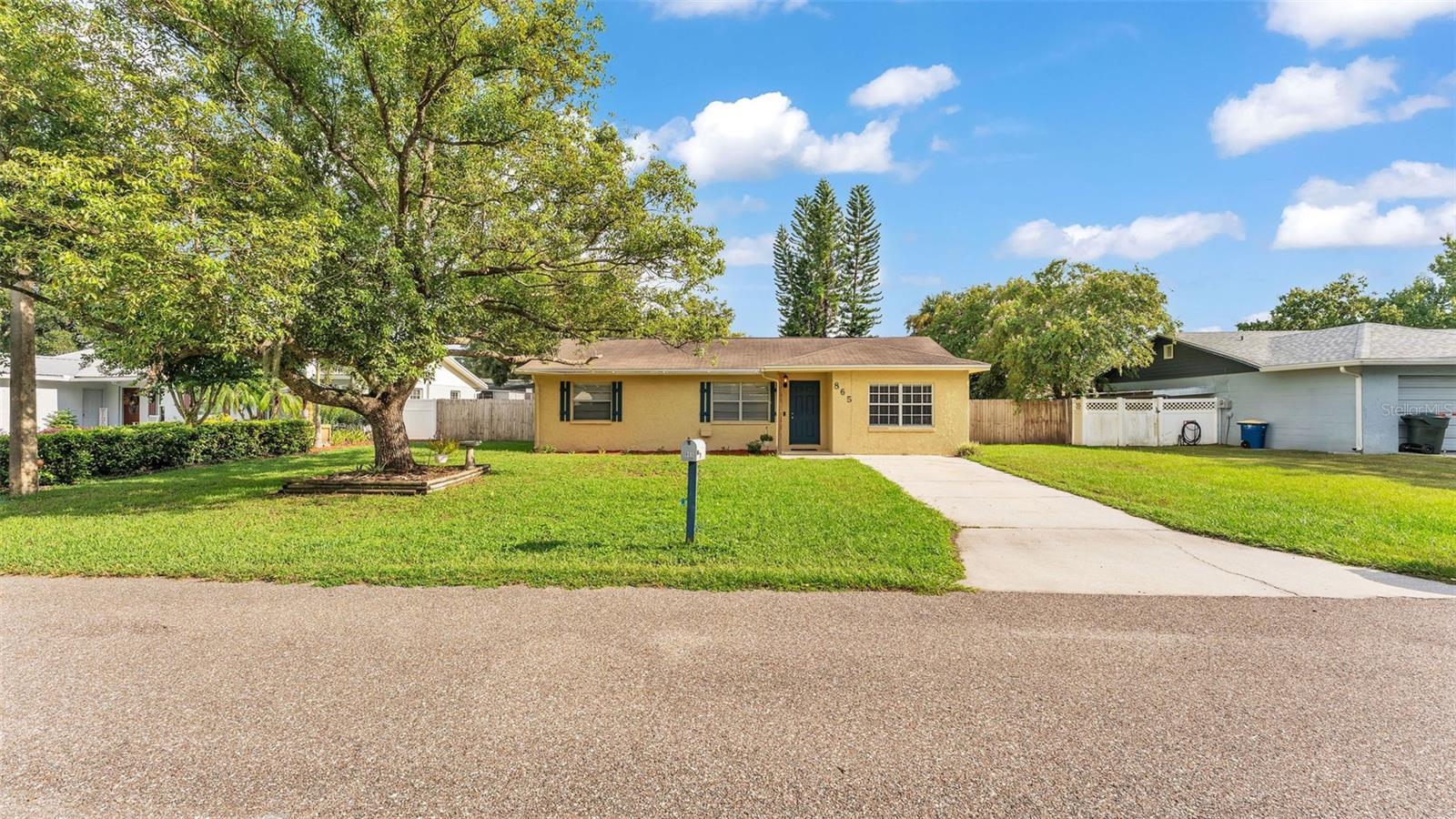 OAKWOOD - Residential
