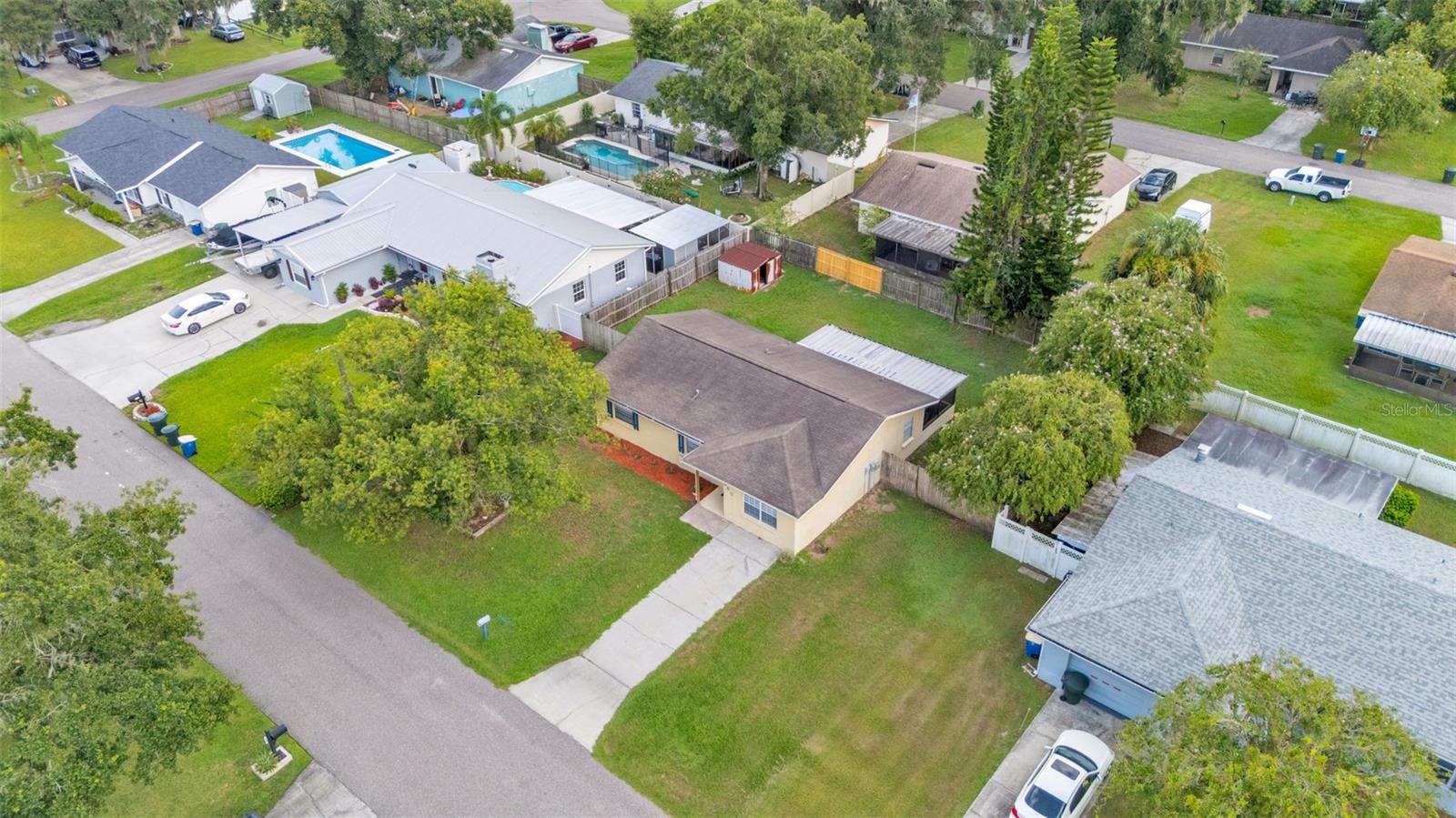 865 COPPERLEAF LANE