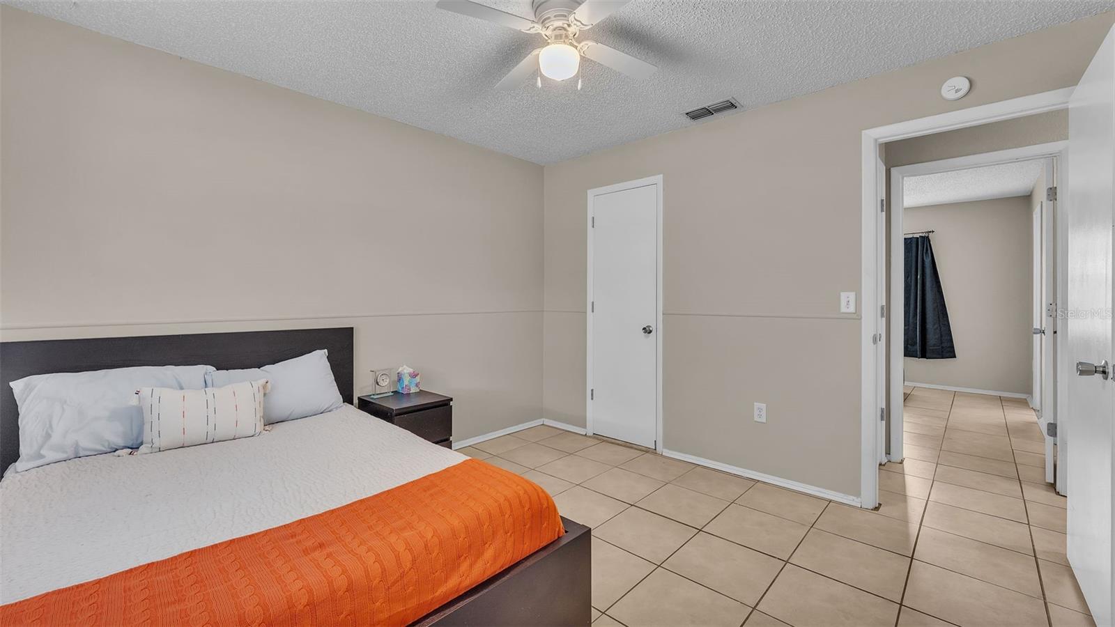 OAKWOOD - Residential