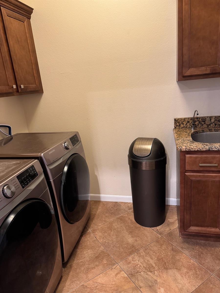 CALUSA TRACE UNIT FIVE PH - Residential