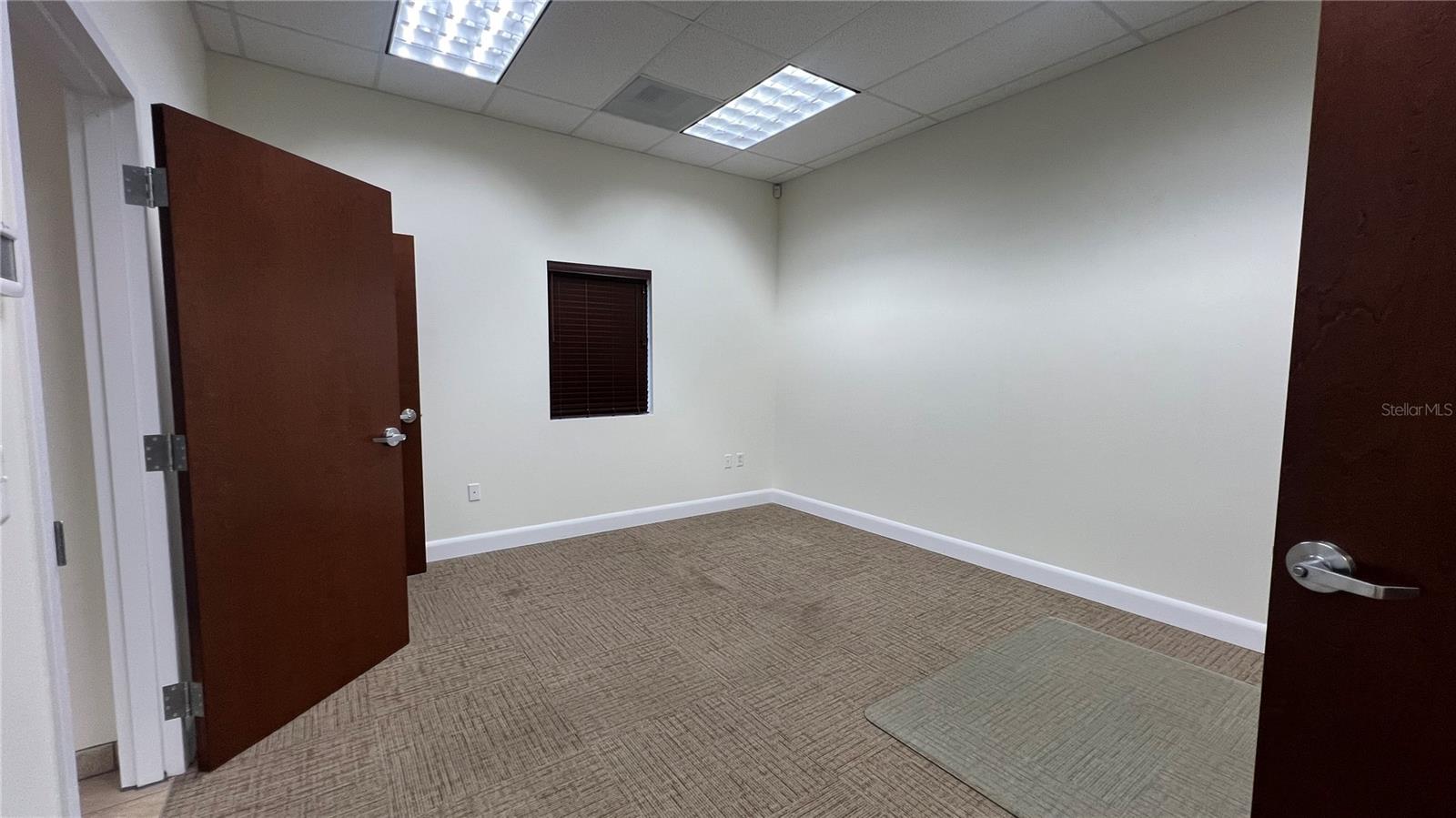 8258 118TH AVENUE 200/250