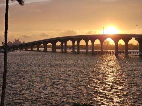 5901 BAHIA DEL MAR CIRCLE 321 ST PETERSBURG FL 33715