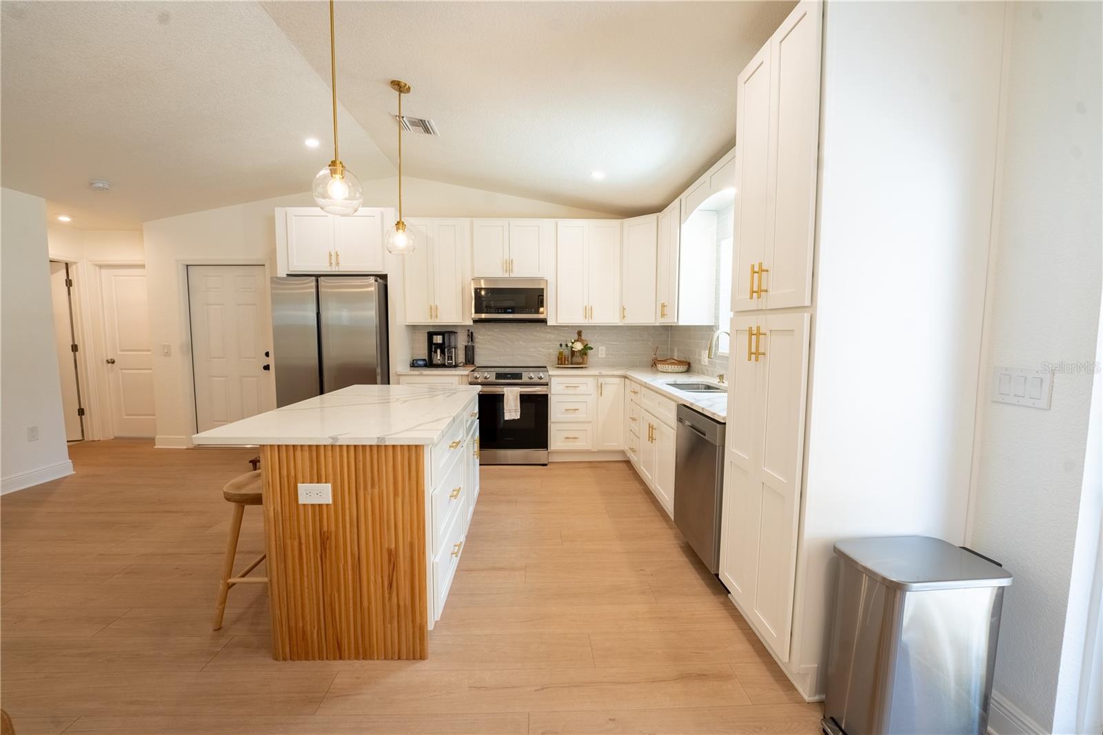 JOSLYN PARK - Residential