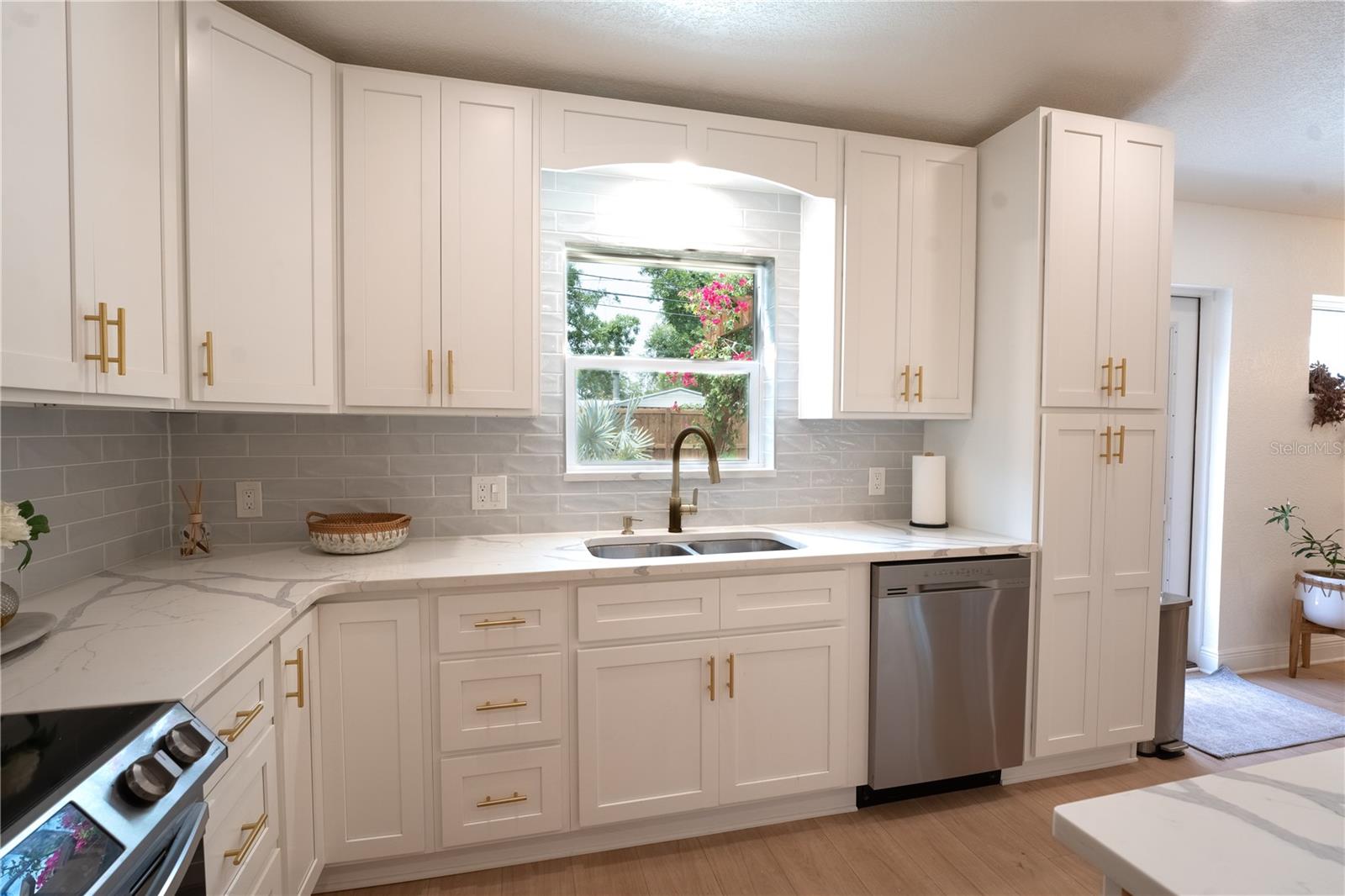 JOSLYN PARK - Residential