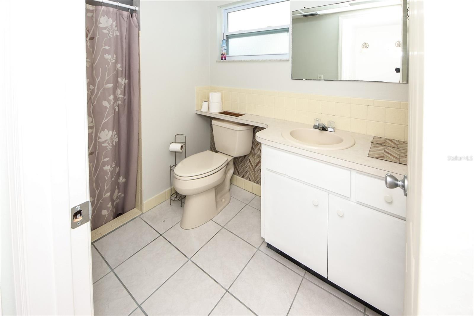 BEACON WOODS VILLAGE - Residential Lease