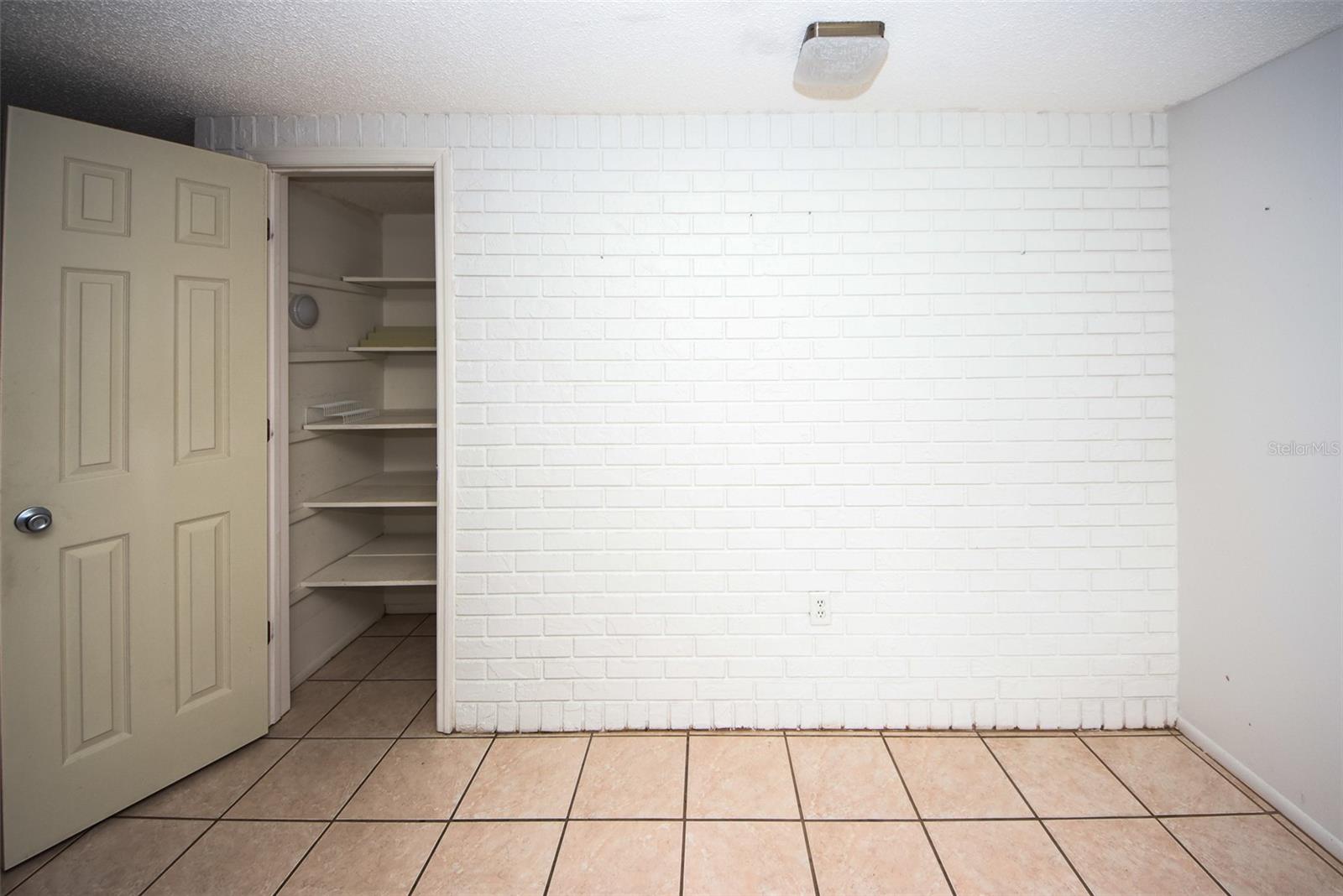 BEACON WOODS VILLAGE - Residential Lease