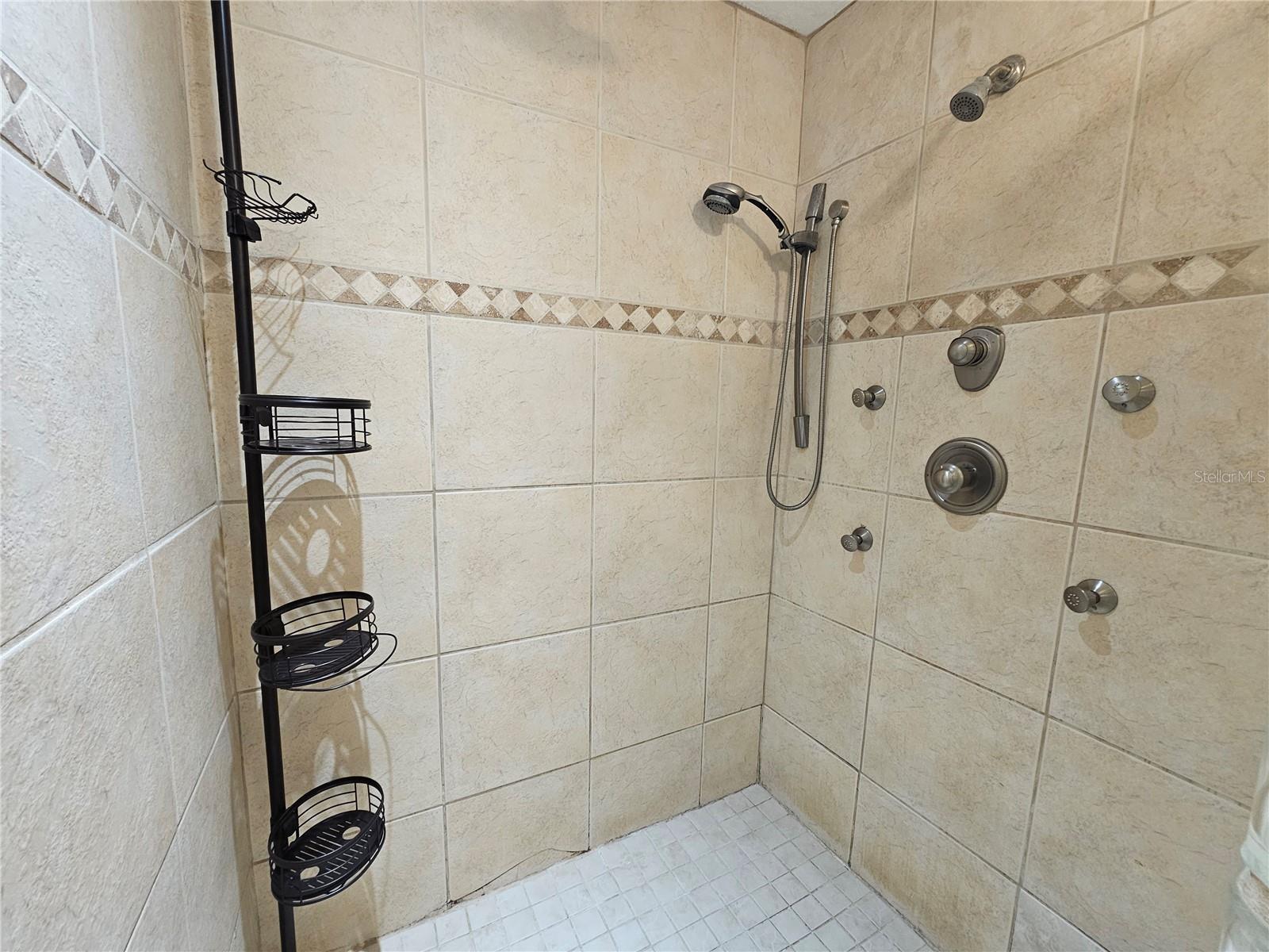 HIGHLAND CREST 2 - Residential