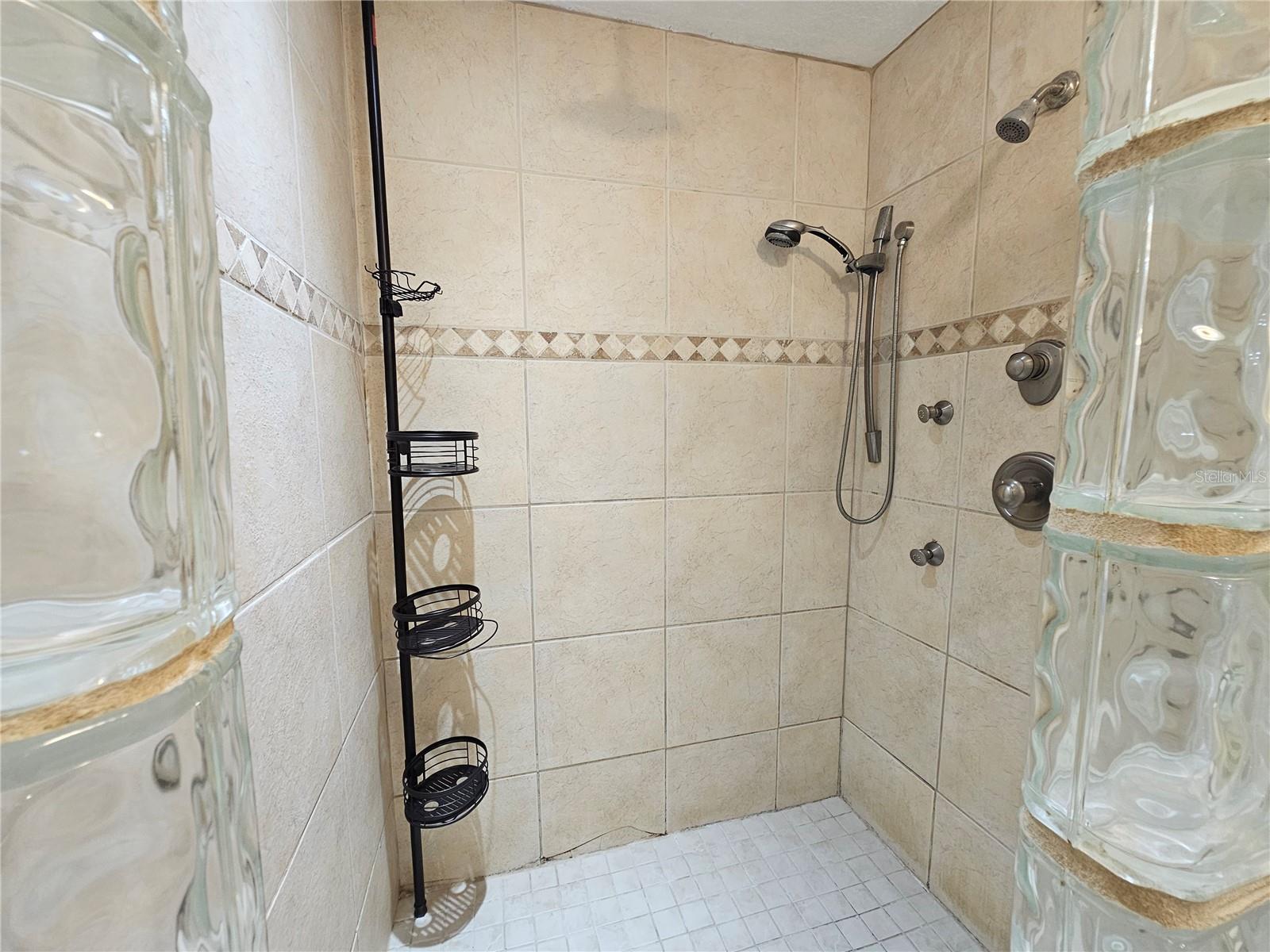 HIGHLAND CREST 2 - Residential