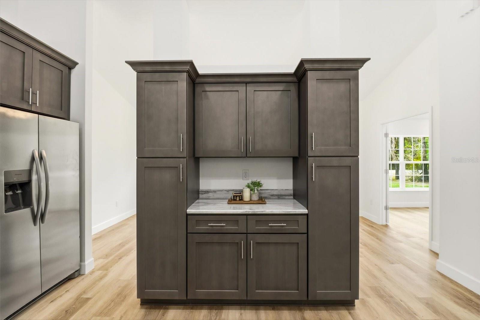 CRYSTAL MANOR UNIT 01 - Residential