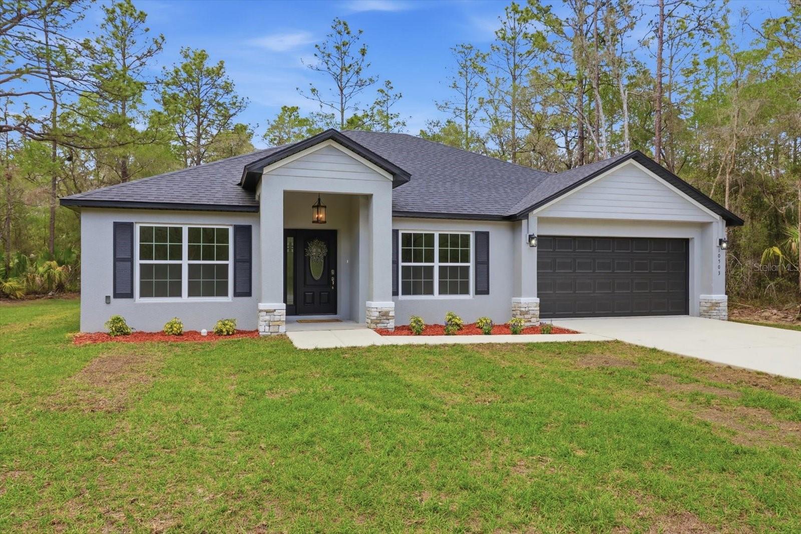 CRYSTAL MANOR UNIT 01 - Residential