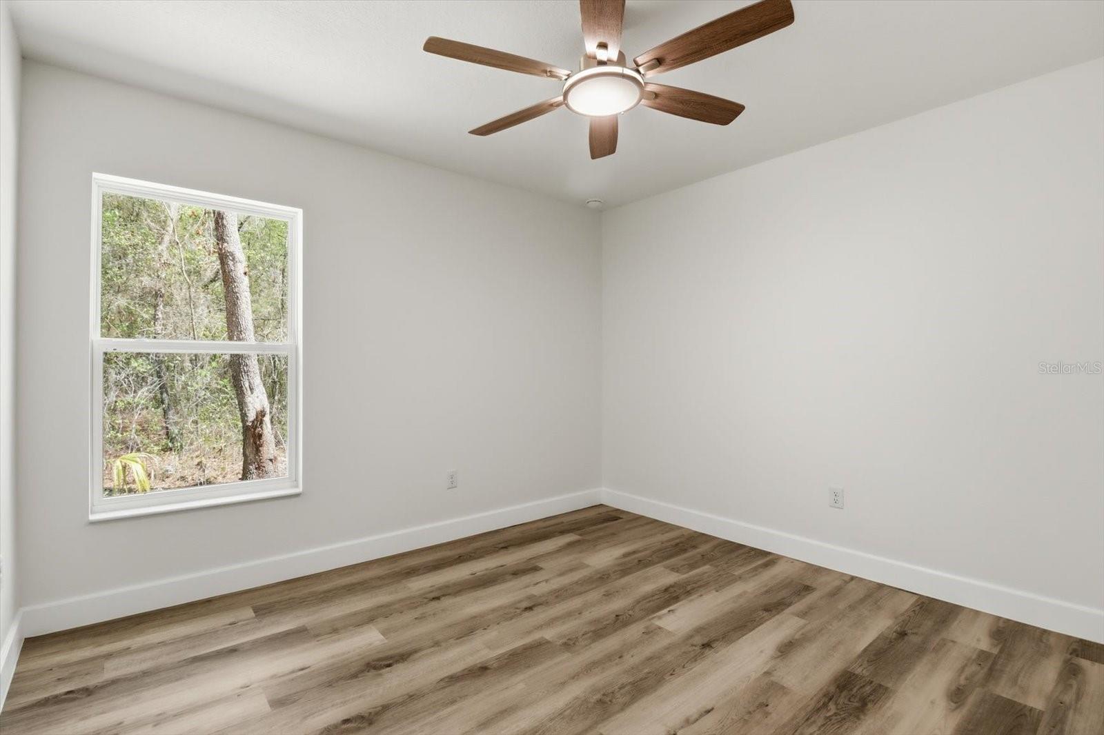 CRYSTAL MANOR UNIT 01 - Residential