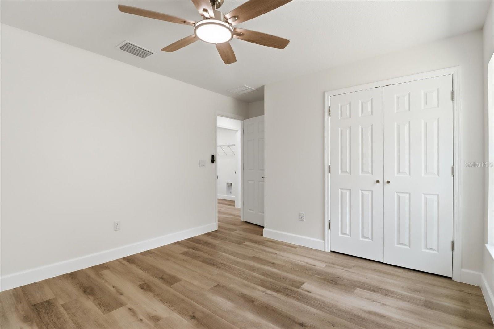 CRYSTAL MANOR UNIT 01 - Residential