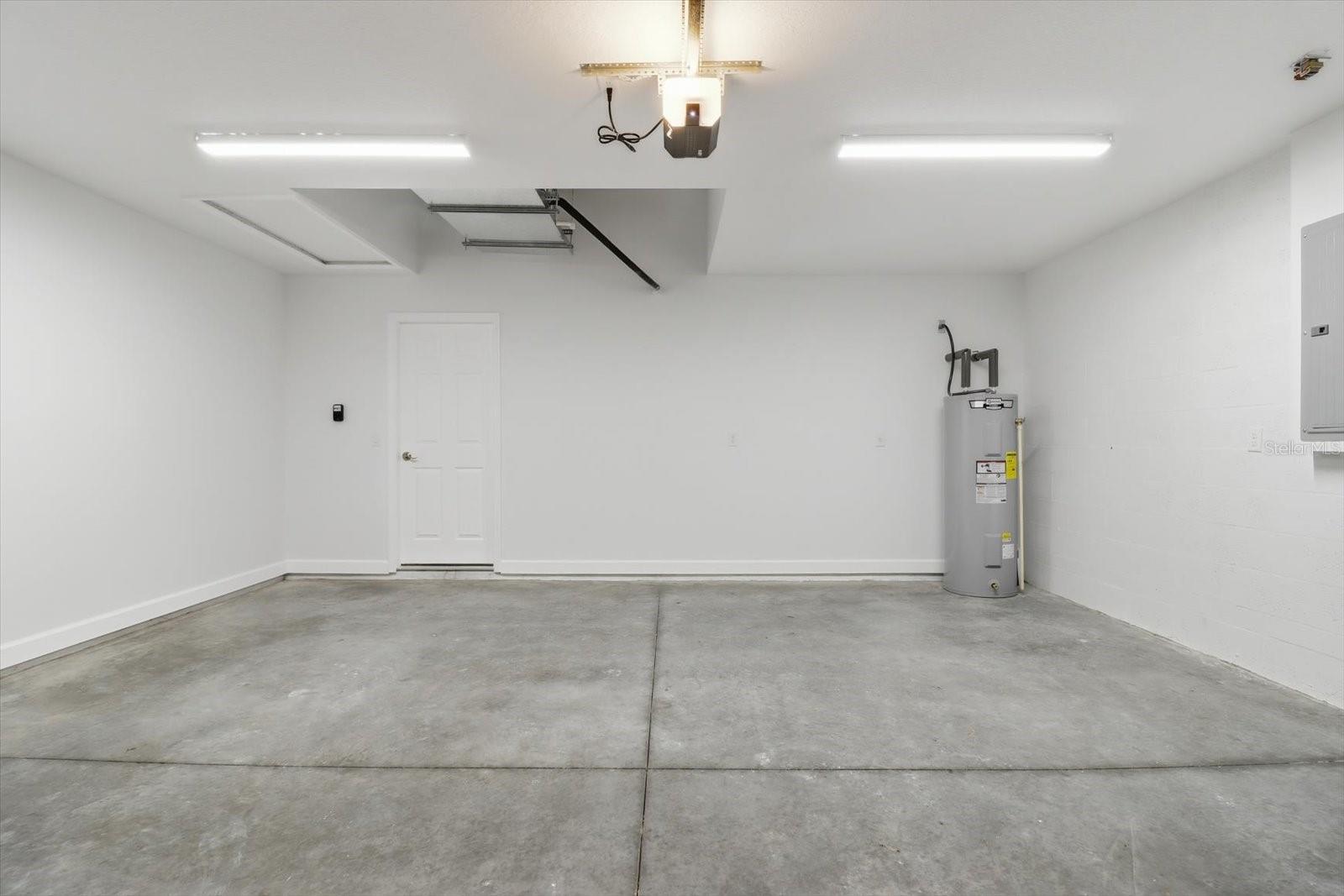 CRYSTAL MANOR UNIT 01 - Residential