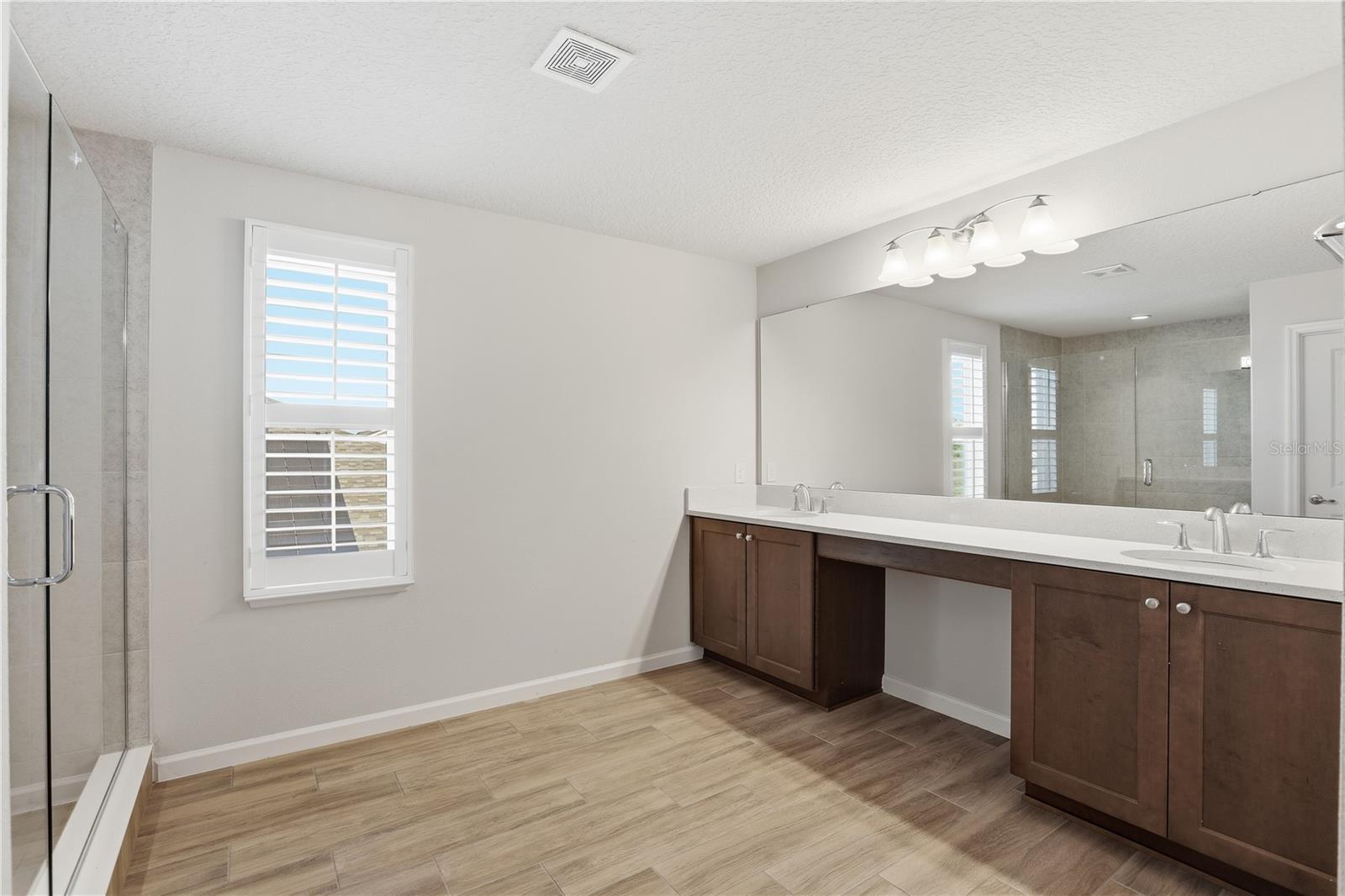 RIVERSIDE OAKS PH 2 - Residential