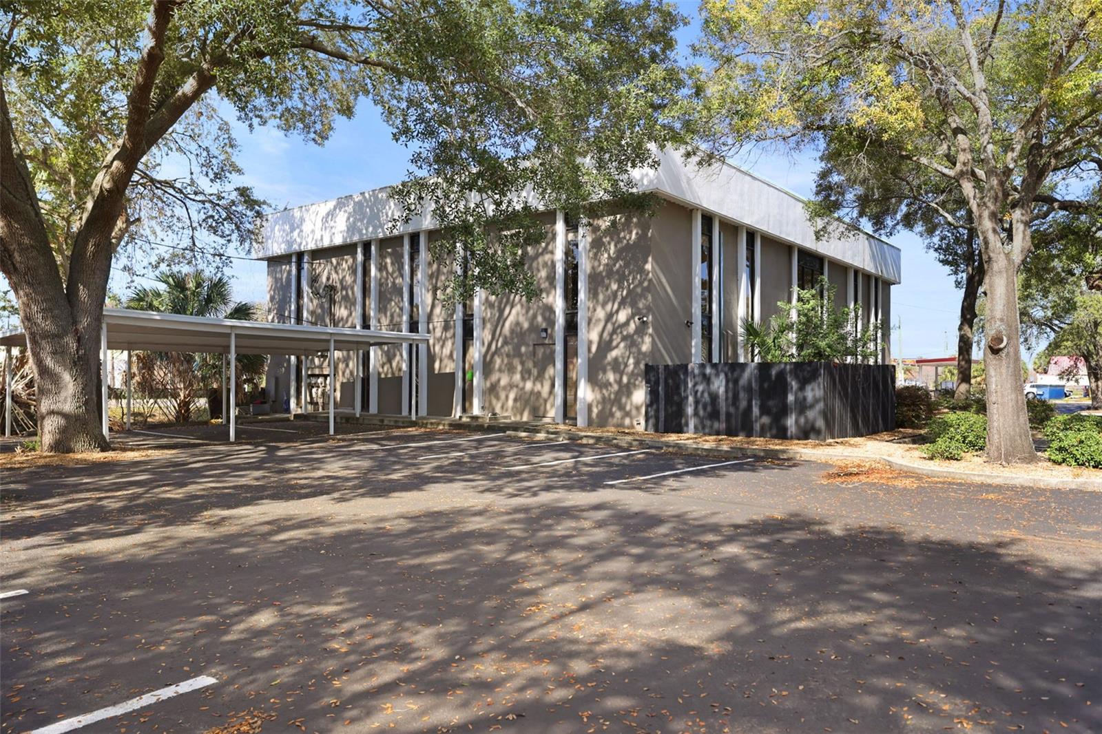 DREW PARK RE OF - Commercial Sale