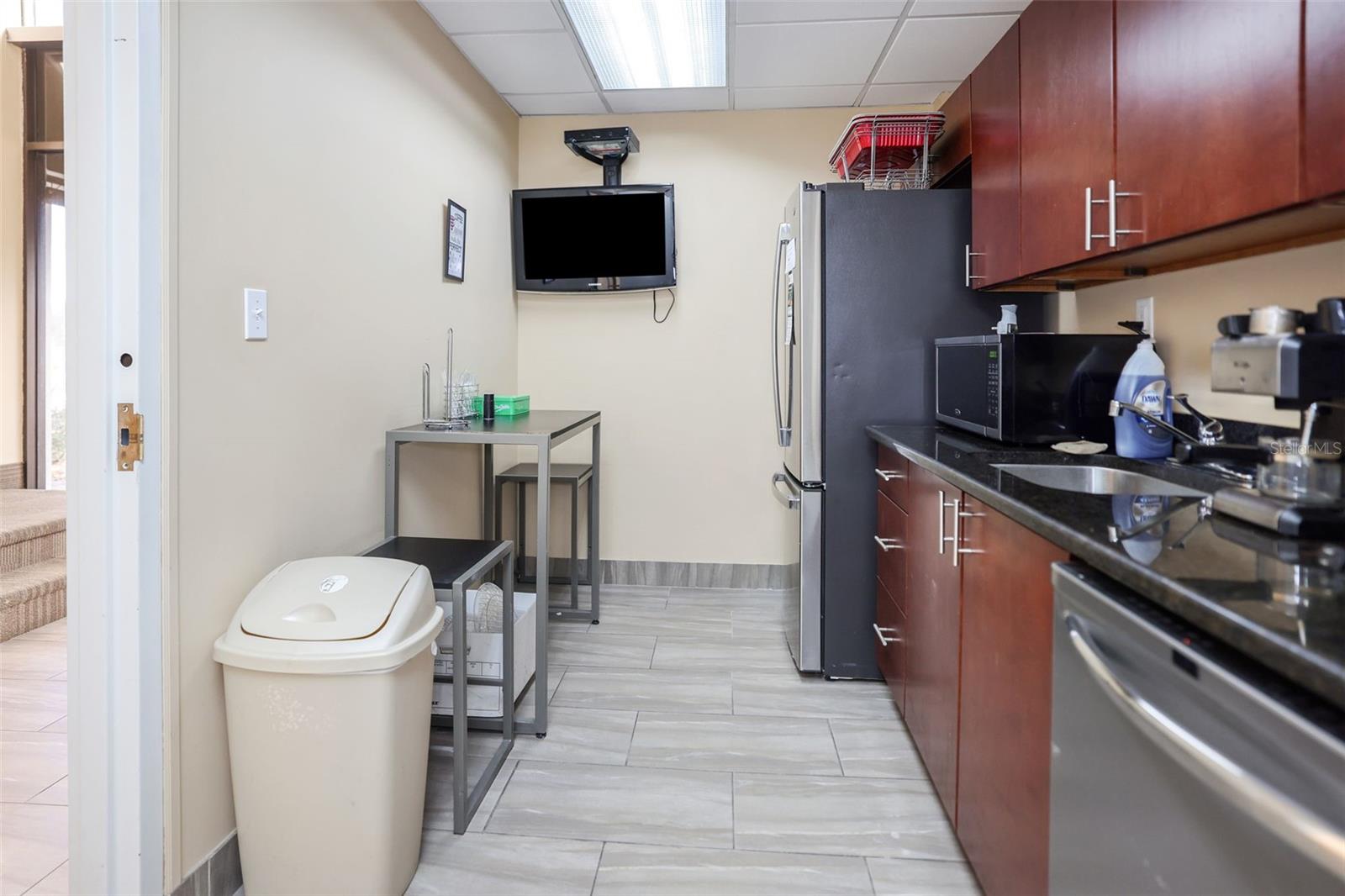 DREW PARK RE OF - Commercial Sale