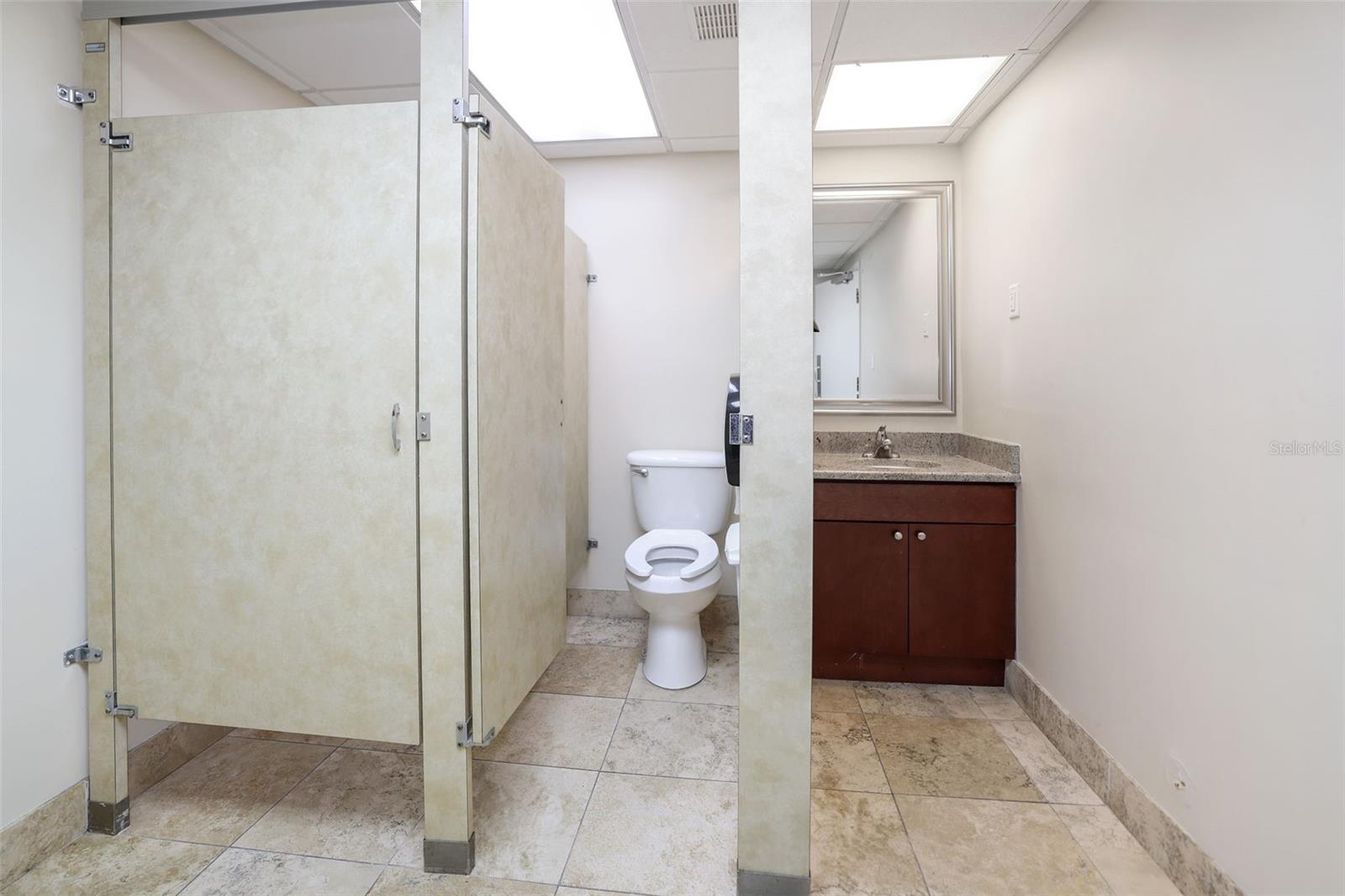 DREW PARK RE OF - Commercial Sale