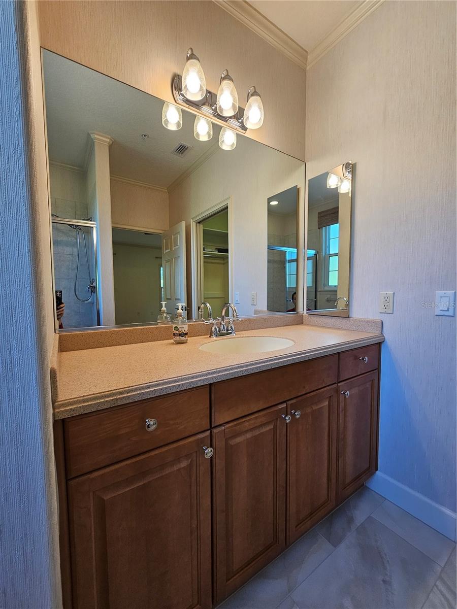 PALMER SQUARE WEST - Residential Lease