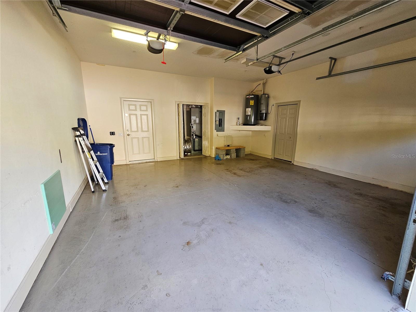 PALMER SQUARE WEST - Residential Lease