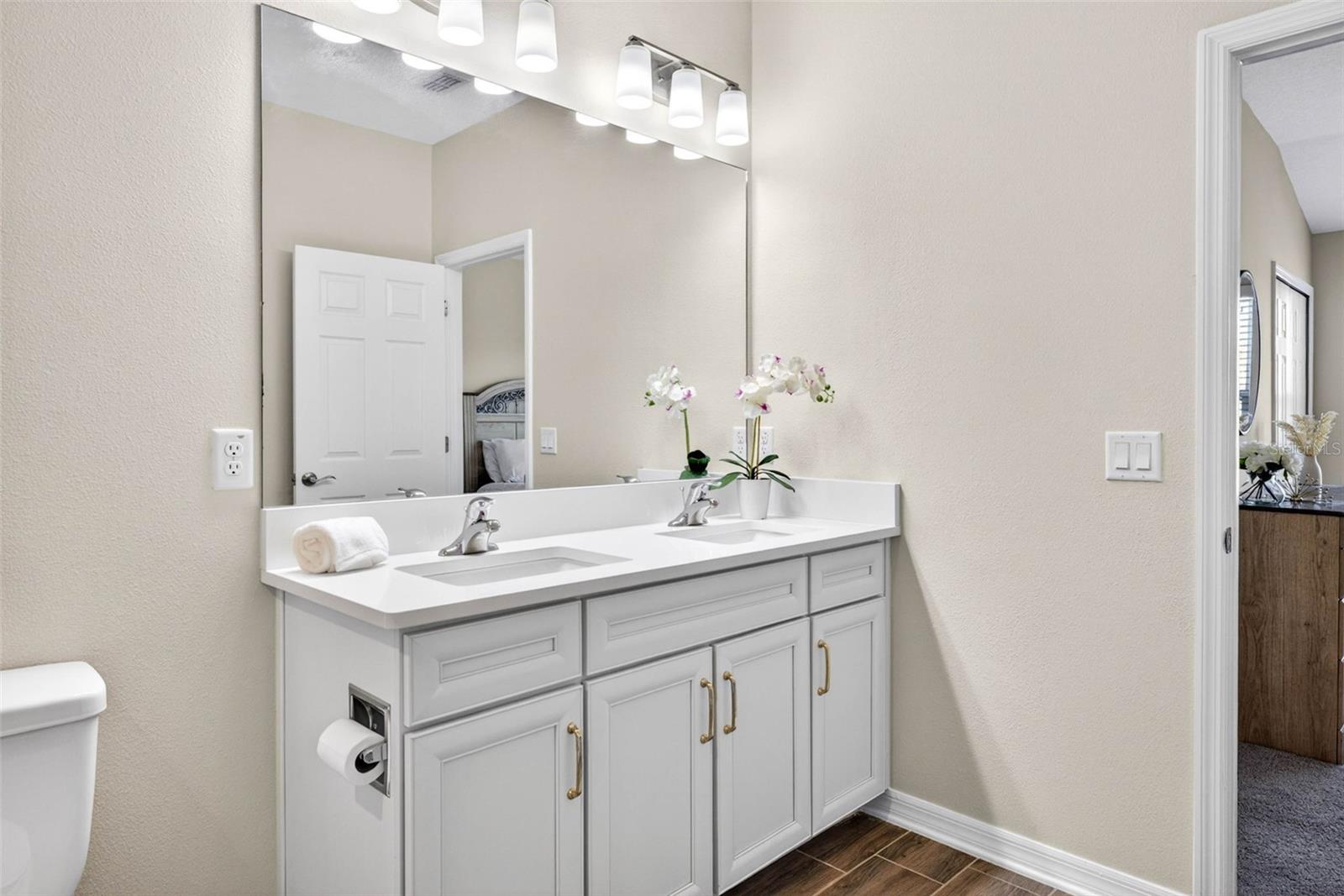 WINDERMERE ESTATES - Residential