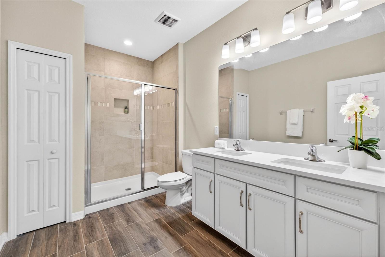 WINDERMERE ESTATES - Residential