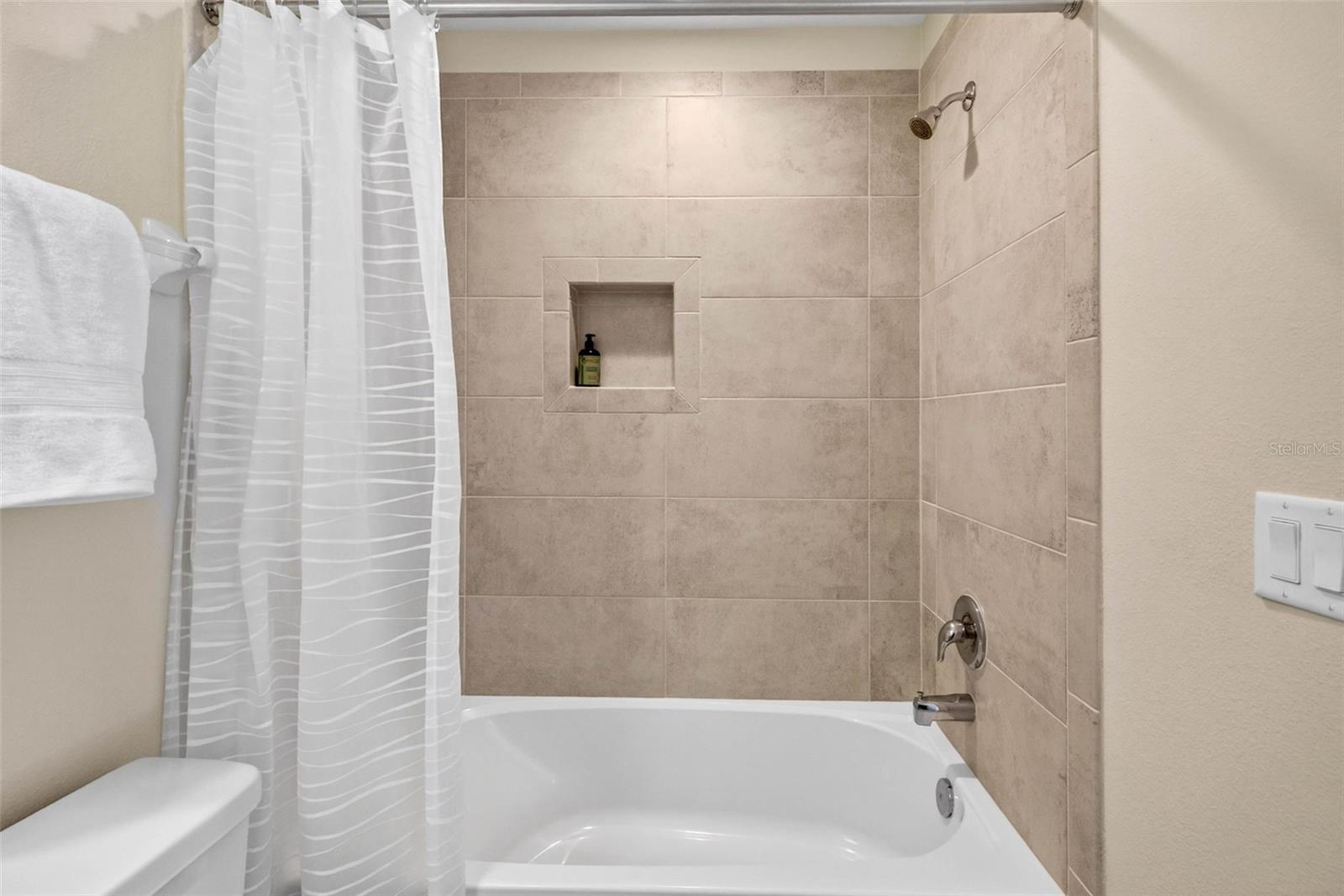 WINDERMERE ESTATES - Residential