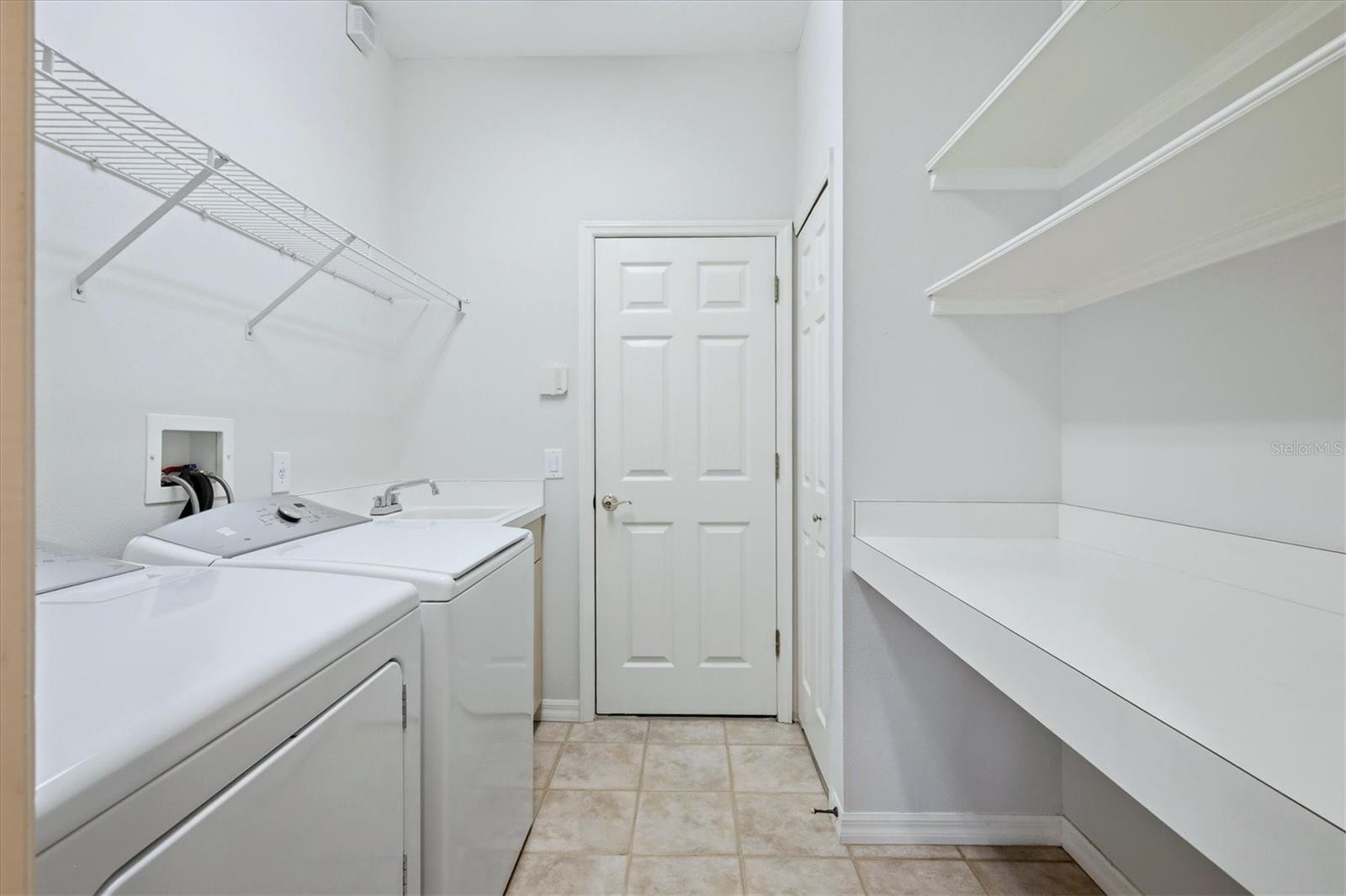 EDGEWATER VILLAGE SUBPHASE B - Residential