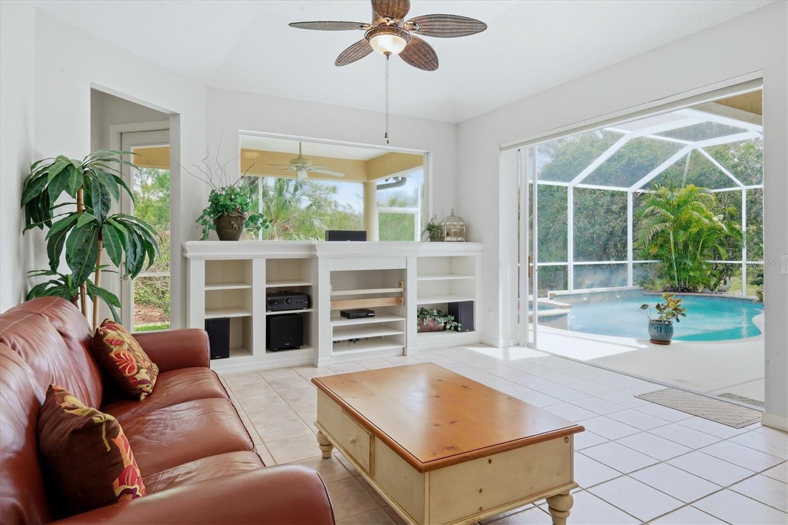 EDGEWATER VILLAGE SUBPHASE B - Residential