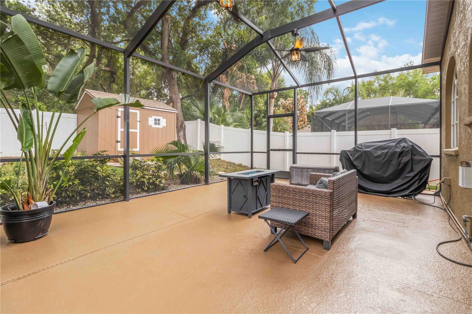 RIDGE CREST SUB UNITS - Residential