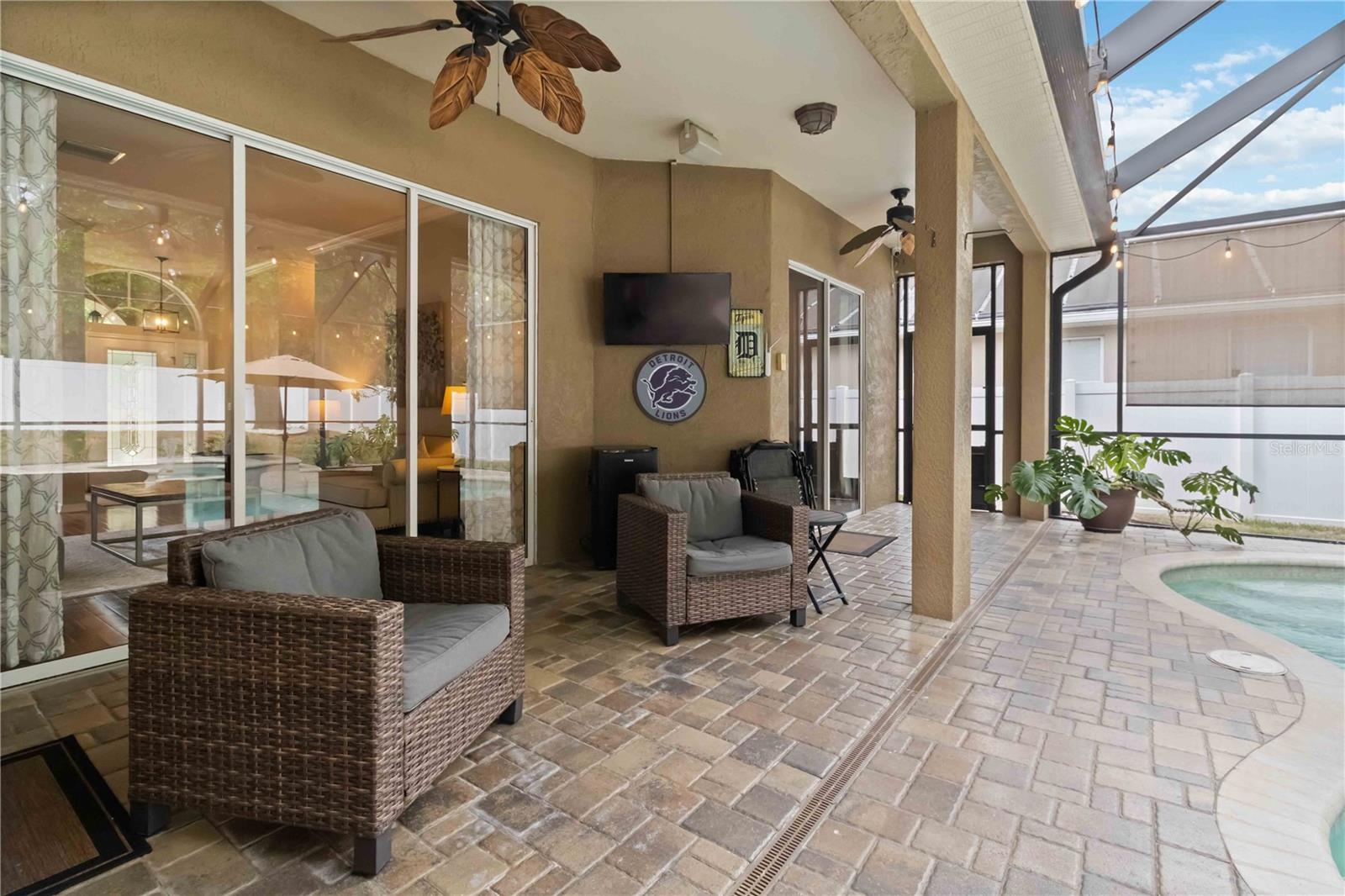 RIDGE CREST SUB UNITS - Residential