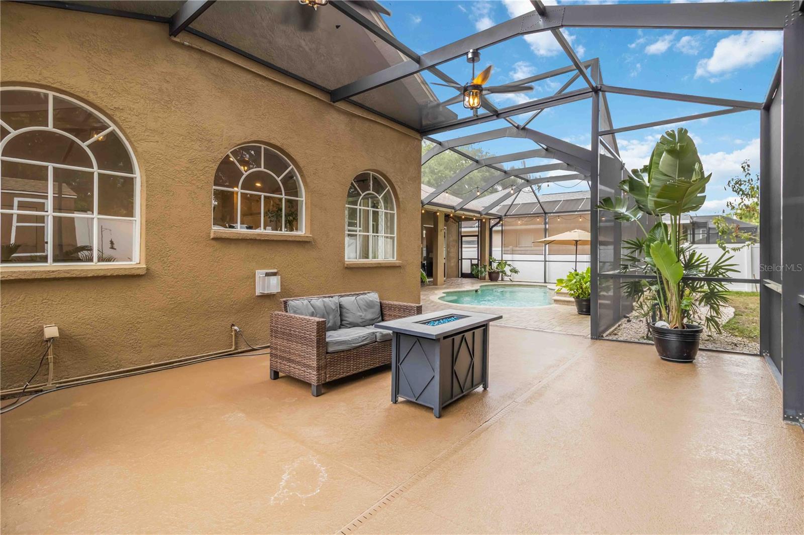 RIDGE CREST SUB UNITS - Residential