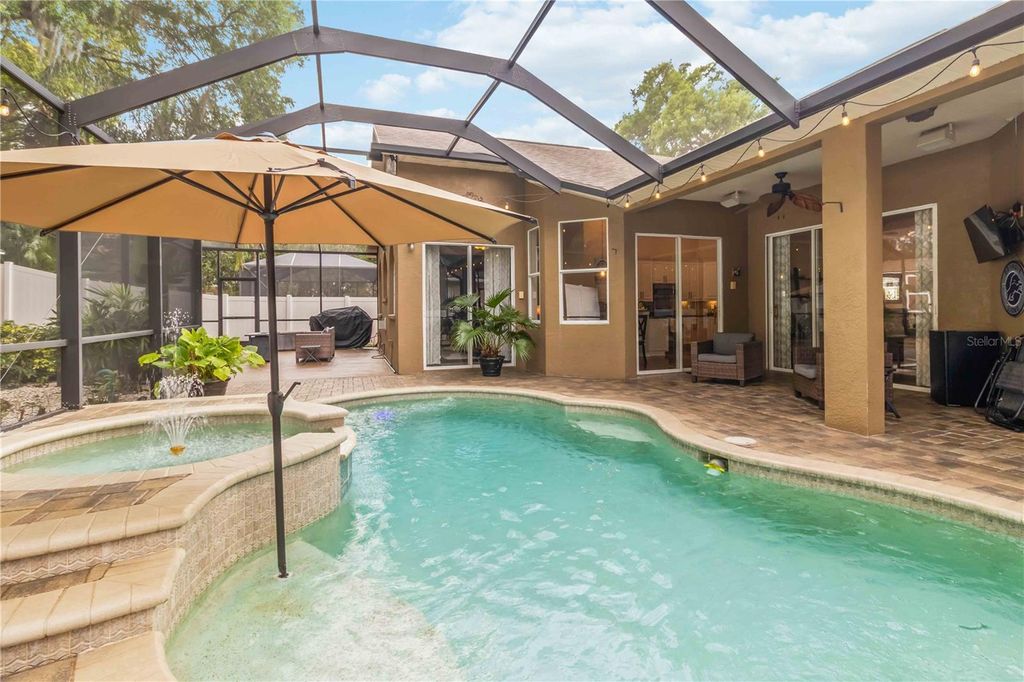 Photo of 2007 Raven Manor Drive, Dover, FL 33527 (MLS # TB8491687)