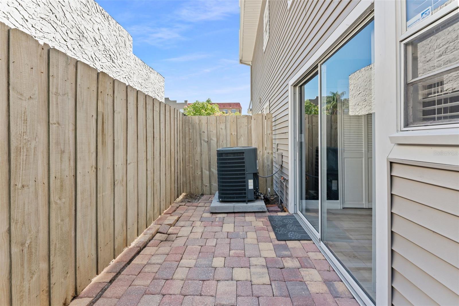 HABANA PLACE A CONDO - Residential