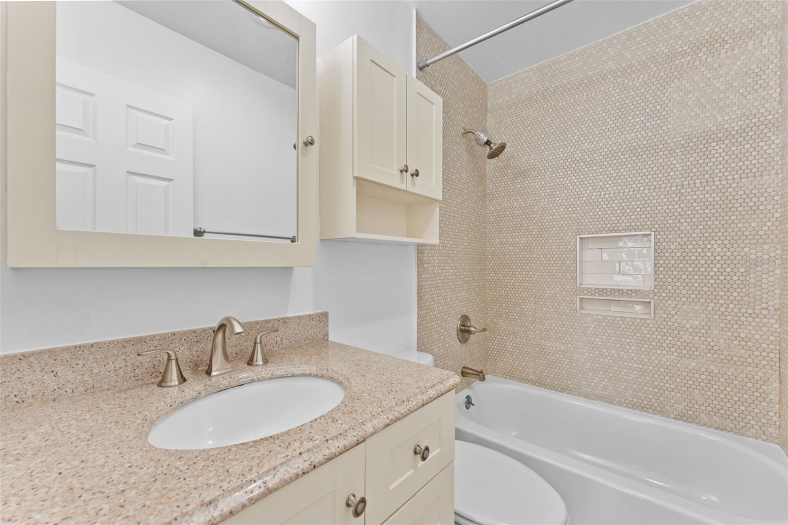 HABANA PLACE A CONDO - Residential