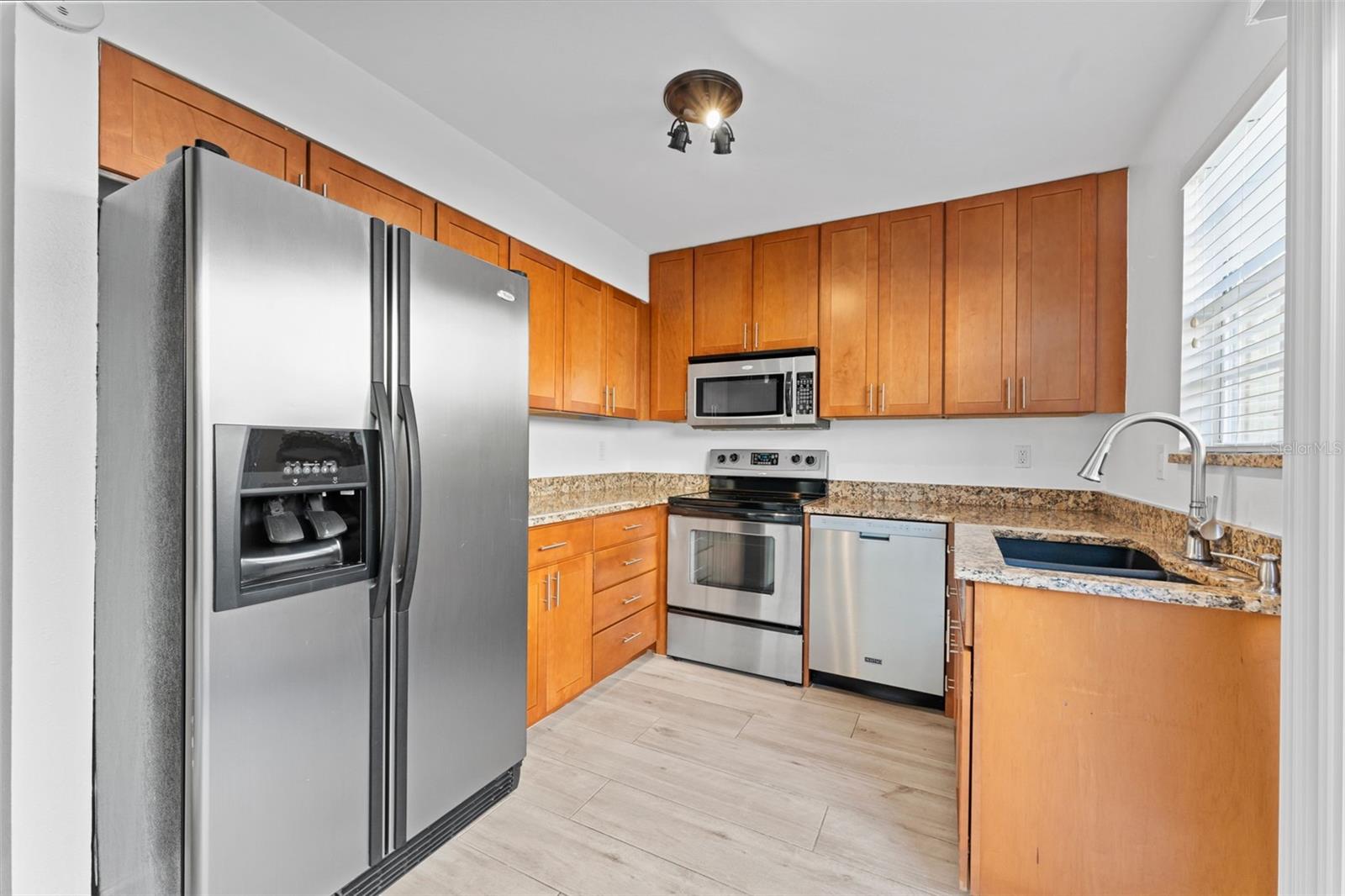 HABANA PLACE A CONDO - Residential